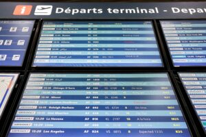 2025-03-21t131641z-22909340-rc2nhdauqv8a-rtrmadp-3-britain-heathrow-power-outage-france.jpg