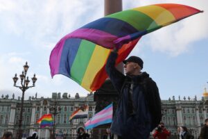 2022-11-24t163243z-1350949950-rc2fsx9kh7oz-rtrmadp-3-russia-rights-lgbt.jpg