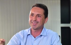 leandro-vilela-anuncia-12-nomes-para-secretariado-em-aparecida-de-goiania.jpg